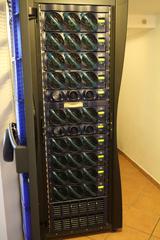 SGI Origin 3400 (front view, door open)